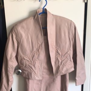 Vintage Lipton’s Dominic Bellisiomo leather set